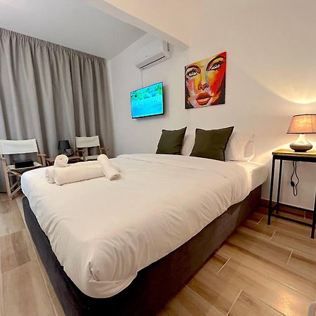 Queen Regina Suites By Platform 357 นิโคเซีย ภายนอก รูปภาพ