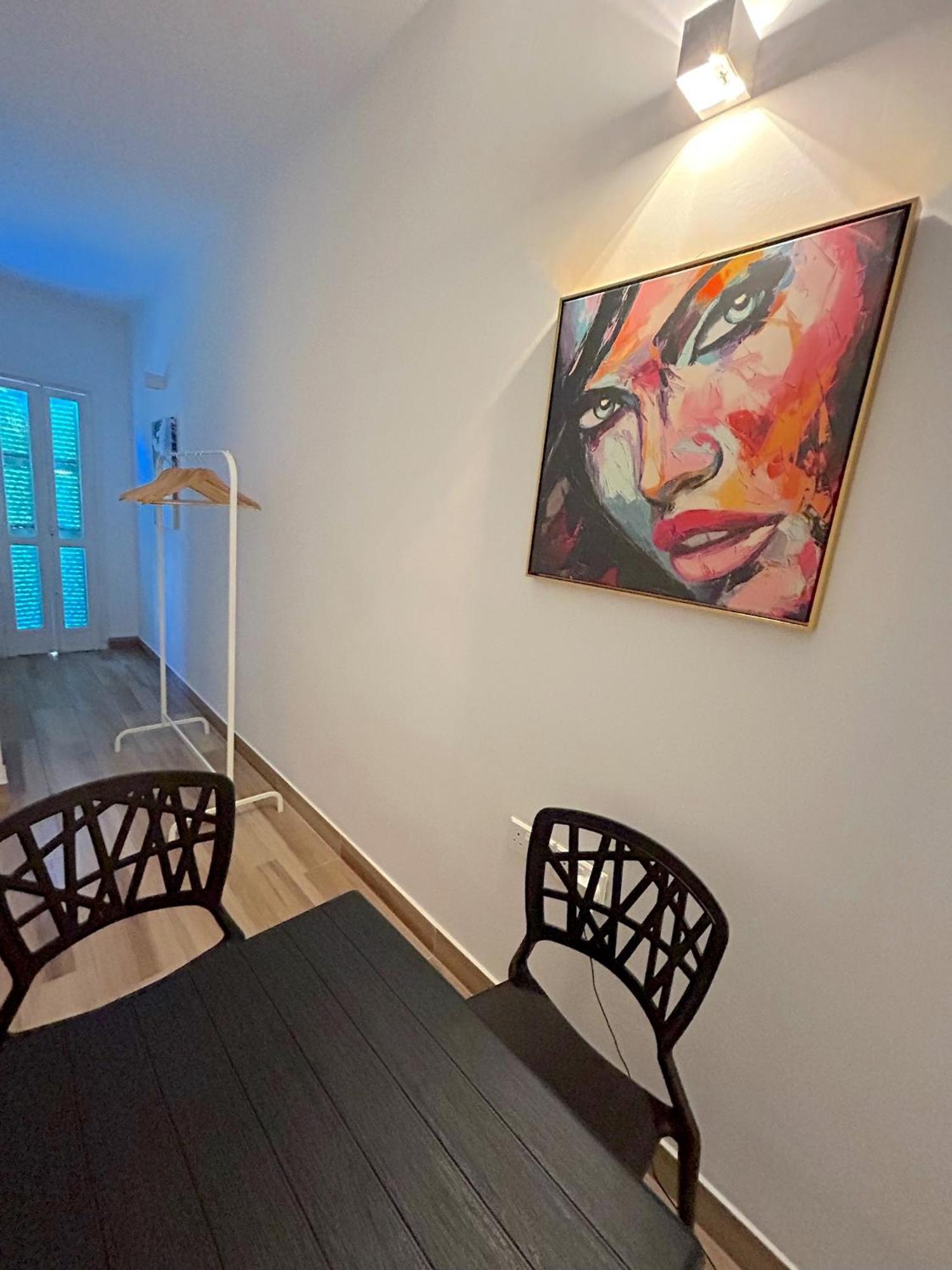 Queen Regina Suites By Platform 357 นิโคเซีย ภายนอก รูปภาพ